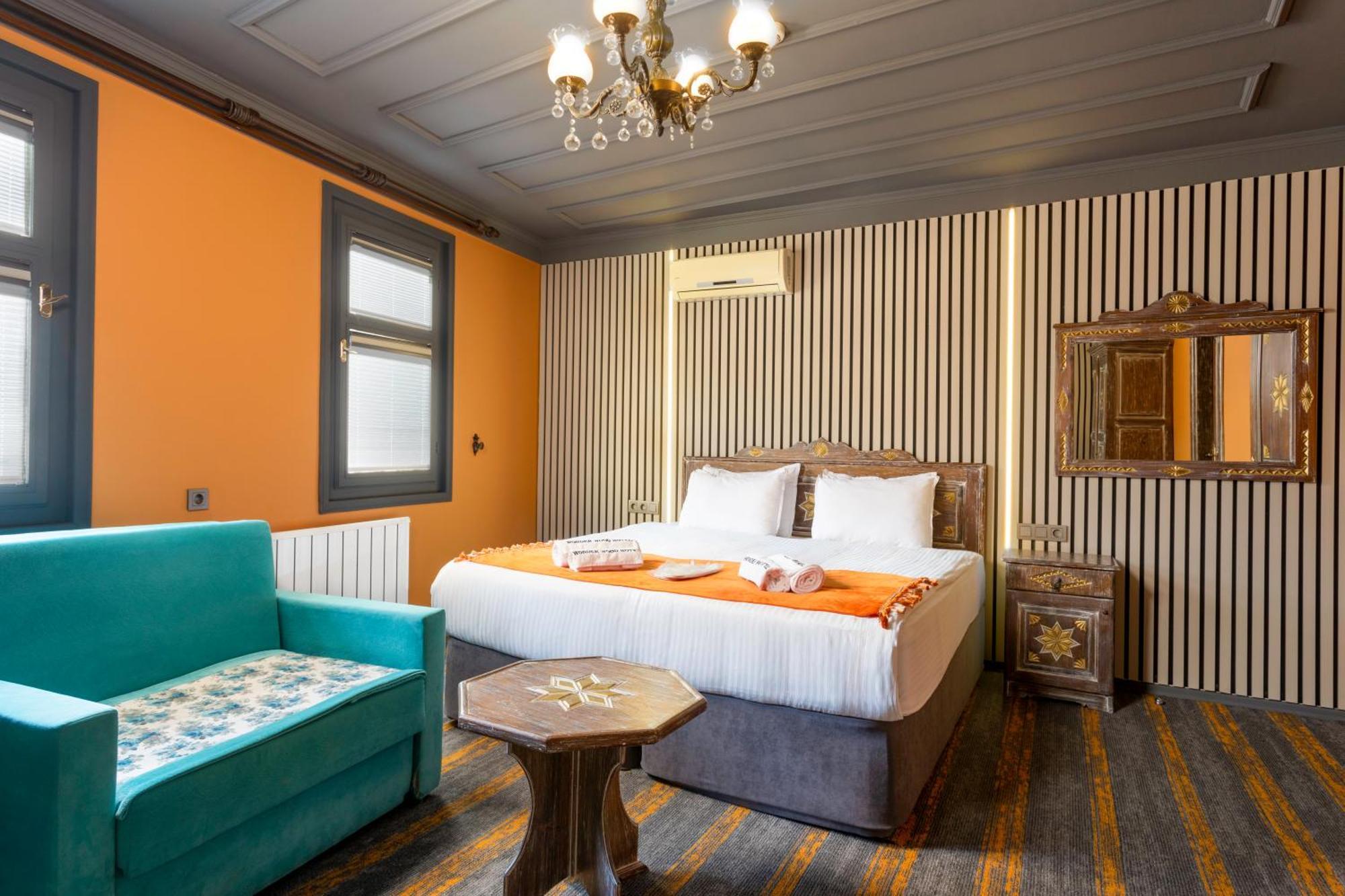 Bed & Breakfast Wonder Wood